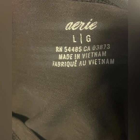 Aerie Distressed Long Sleeve Boyfriend Raglan - Picture 5 of 8